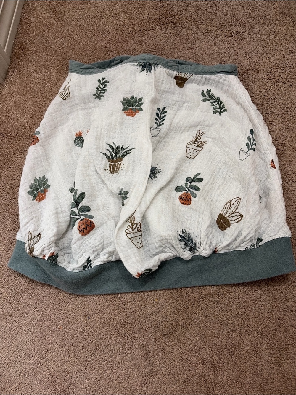 Little Unicorn Baby Car Seat Canopy/Nursing cover